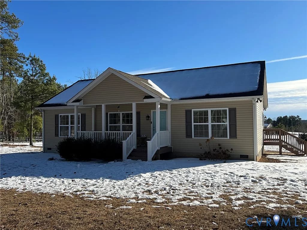 Real Estate Listing Pages hero background